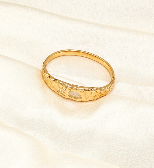 Textured Glow Bracelet