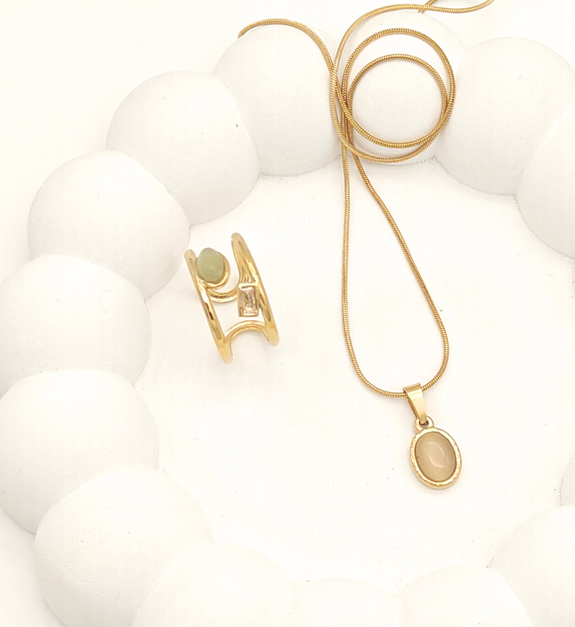 Beige Oval Stone Pendant