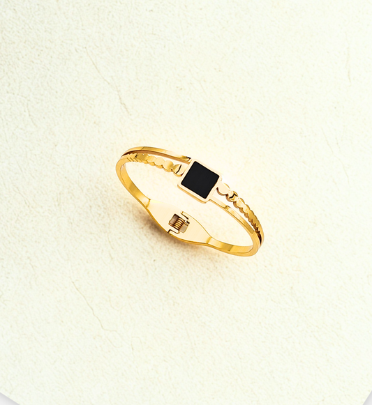 Black Square Accent Gold Bracelet