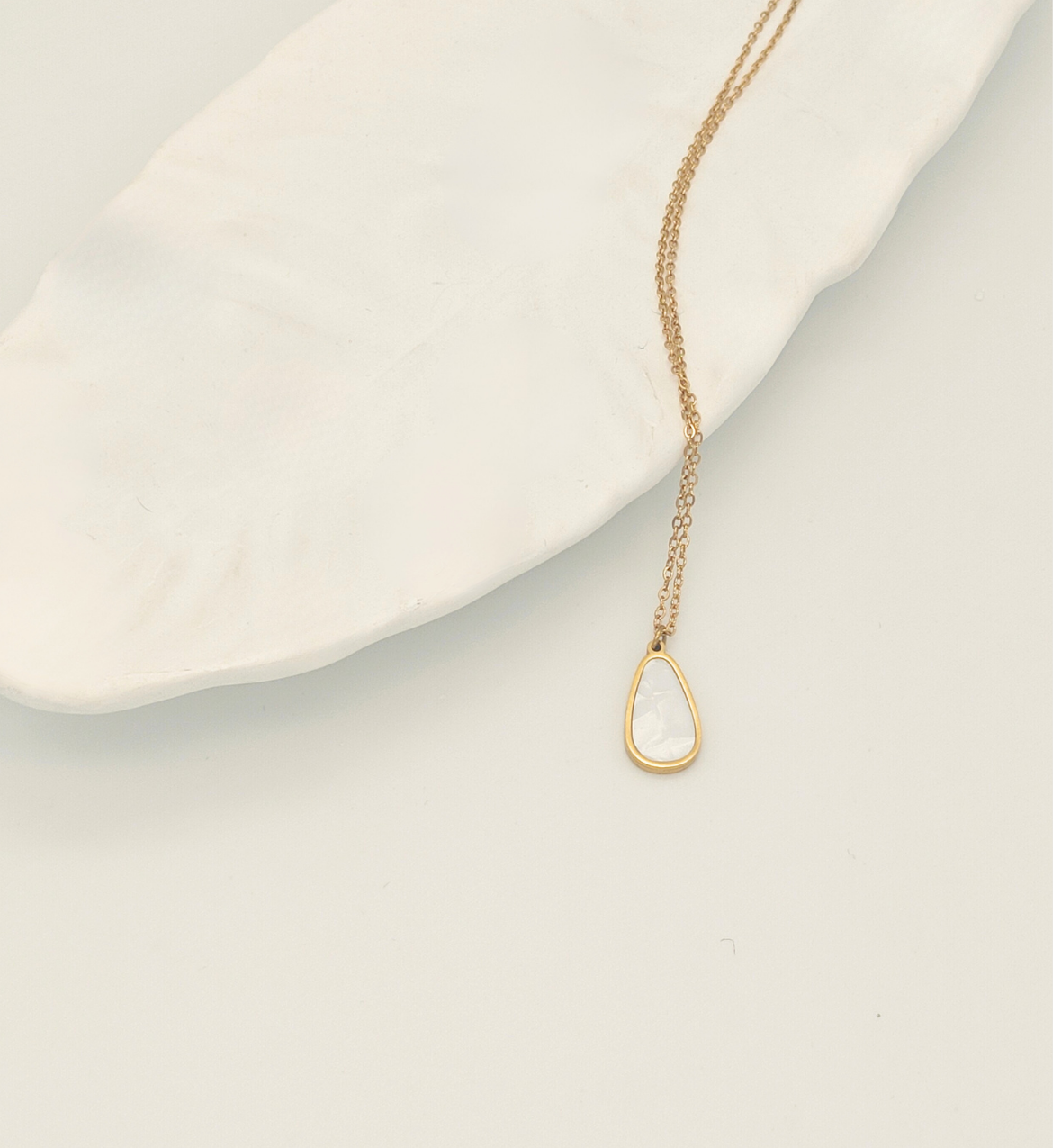 Teardrop Mother-of-Pearl Pendant