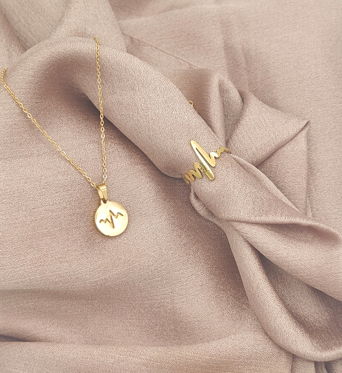 Heartbeat Wave Pendant