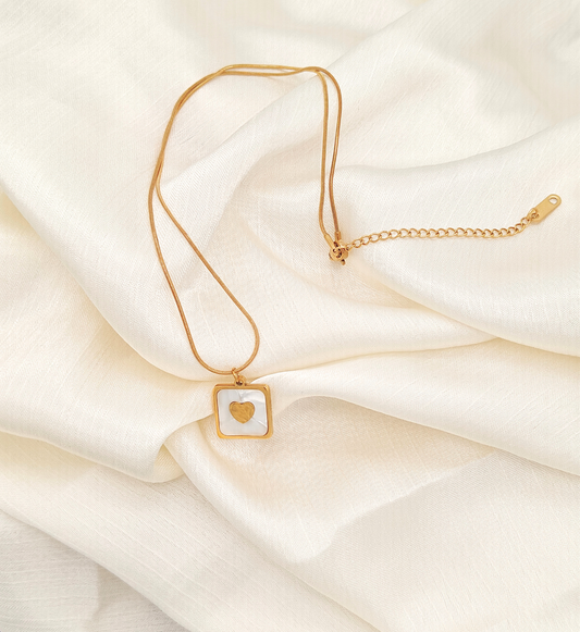 Heart-Inlaid Mother-of-Pearl Pendant