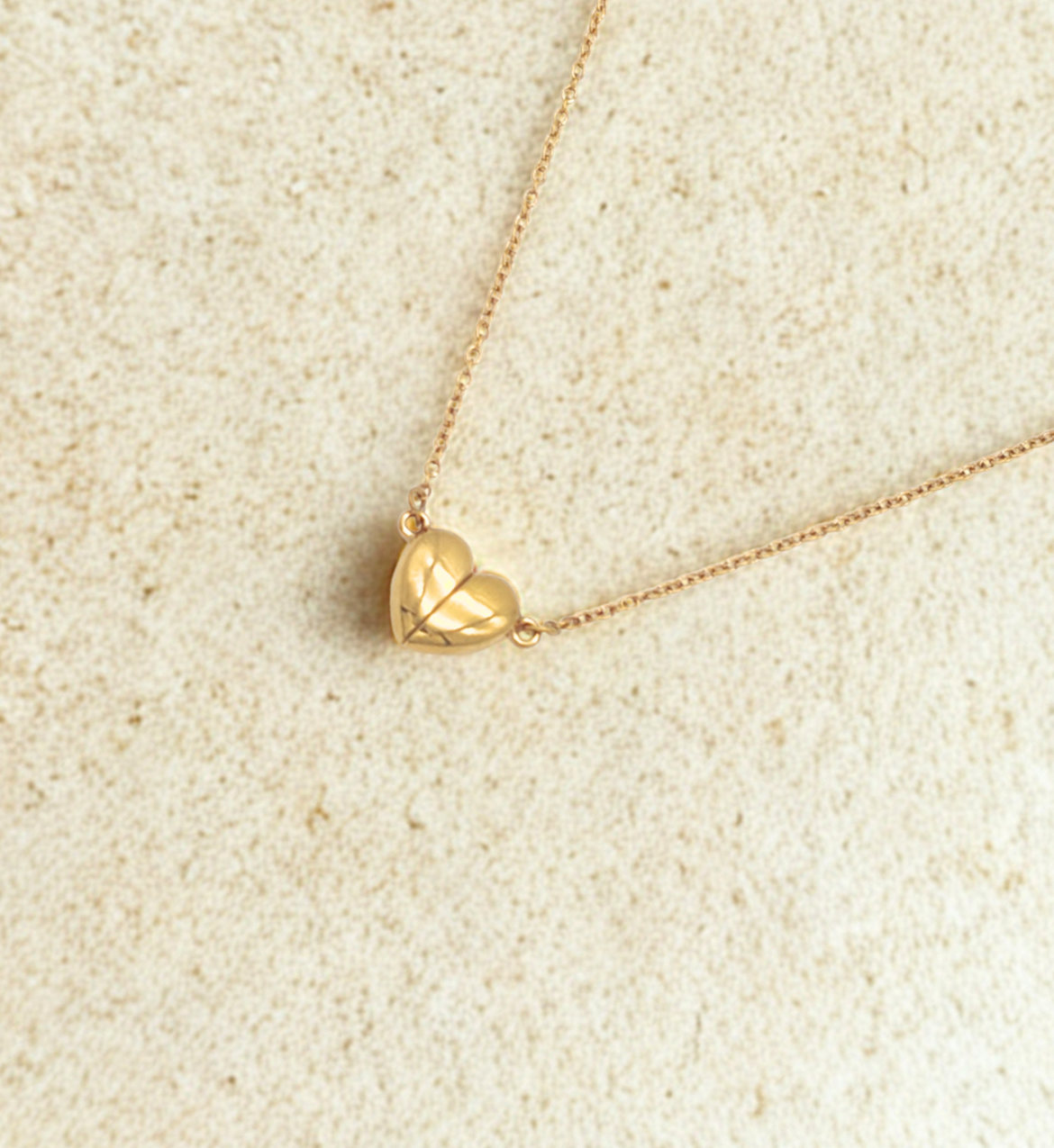 Classic Heart Magnetic Pendant