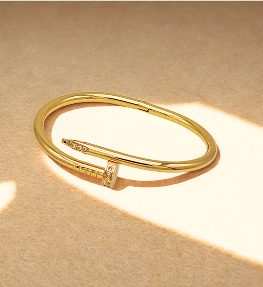 Nail Design Gold Bracelet