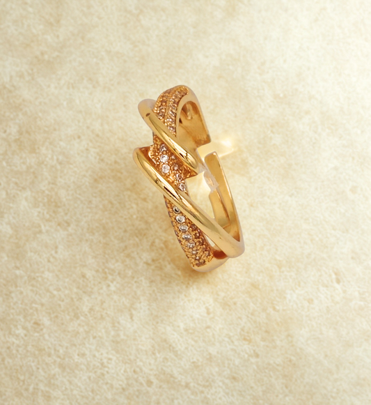 Gold Interwoven Band Ring