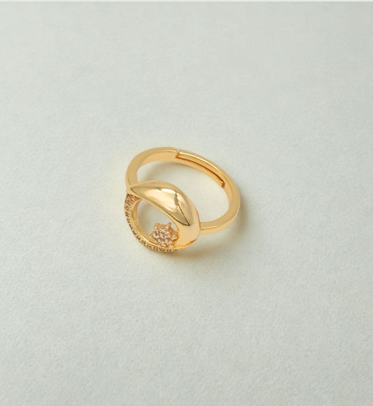 Gold Eye-Inspired Ring