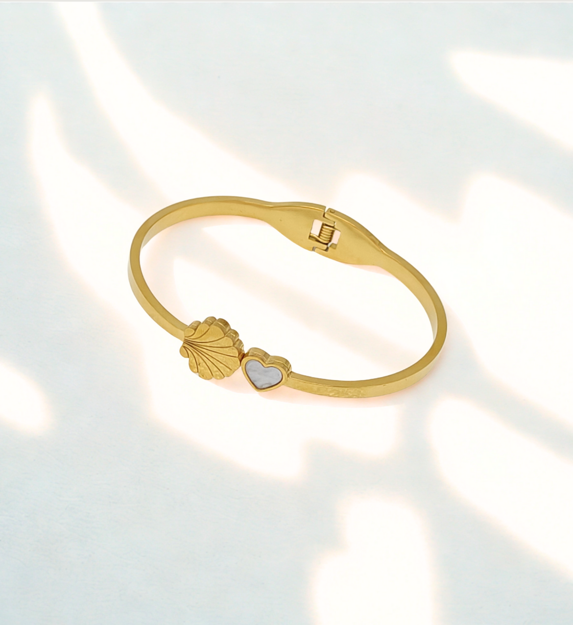 Gold Seashell and Heart Bangle