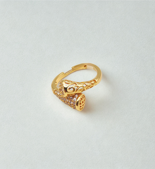 Gold Twisted Band Ring