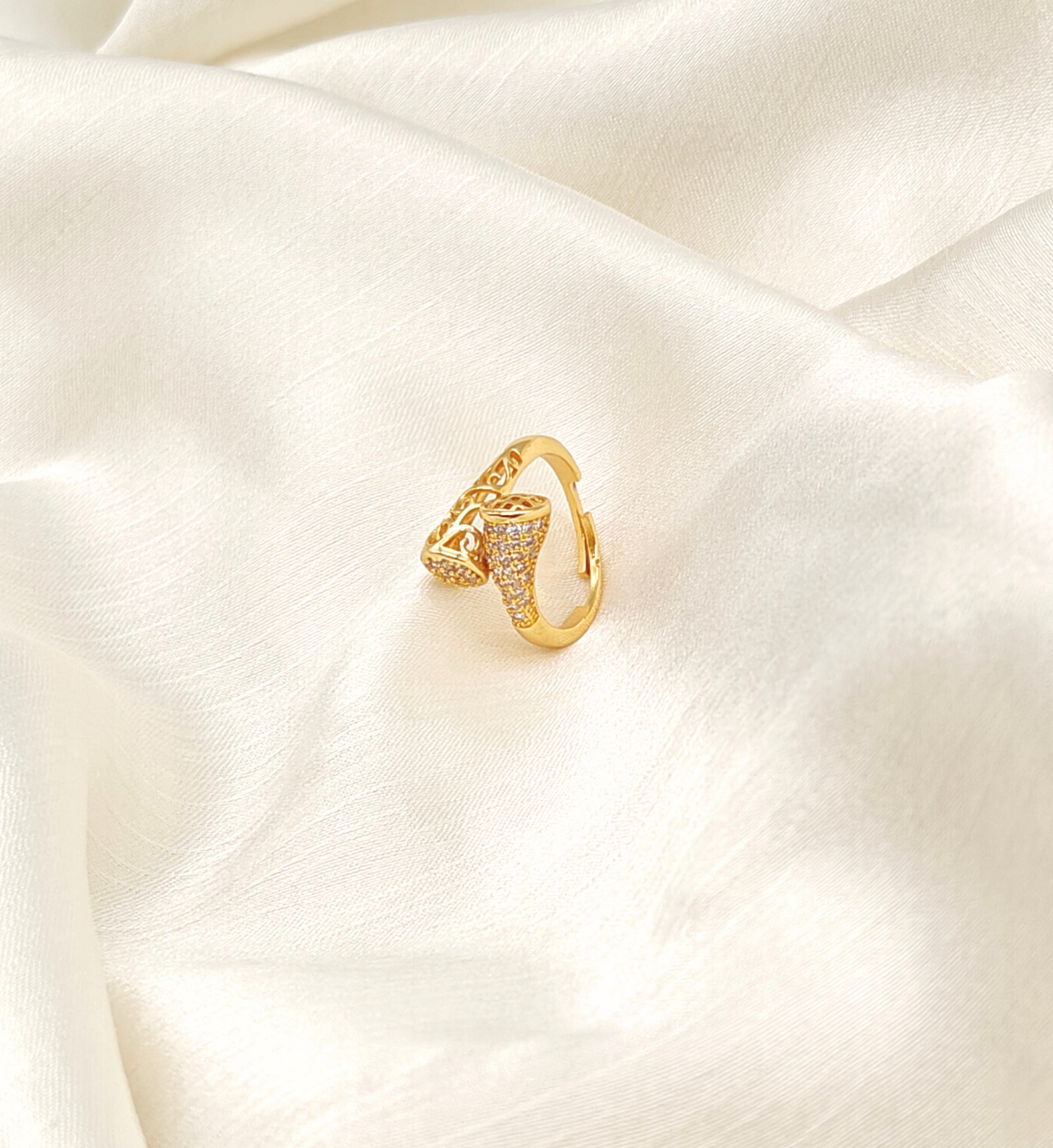 Gold Twisted Band Ring