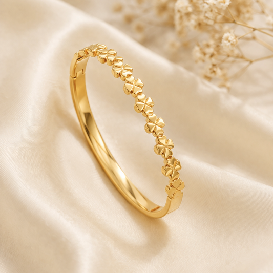 Gold Clover Motif Bangle
