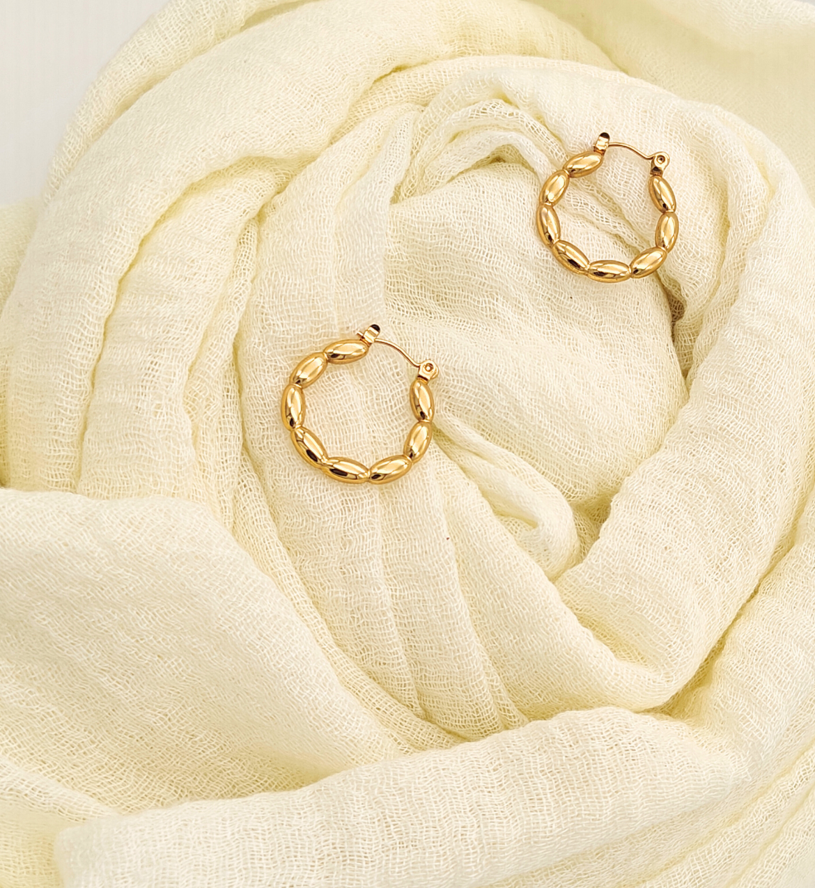 Classic Oval Hoops