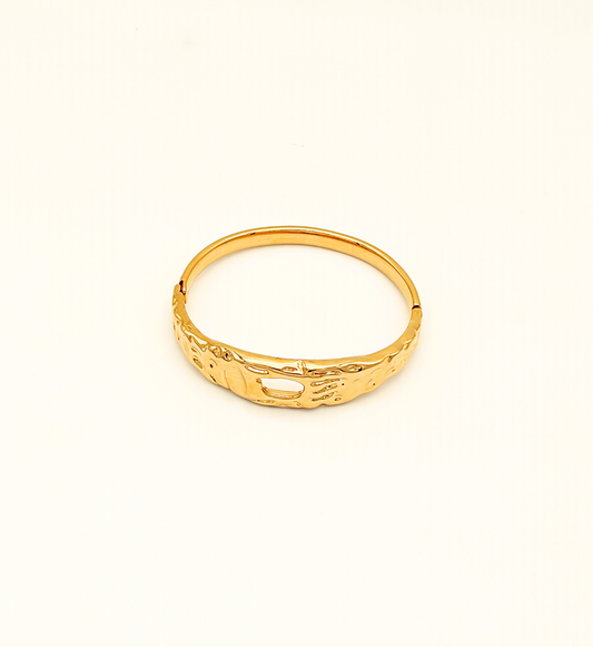 Textured Glow Bracelet