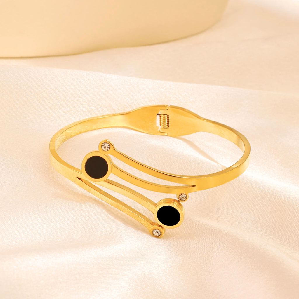 Dual Black Stone Gold Cuff