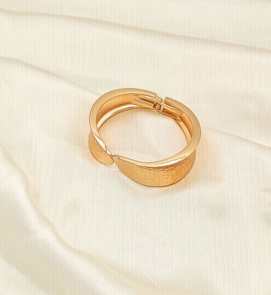Gold Wave Bangle