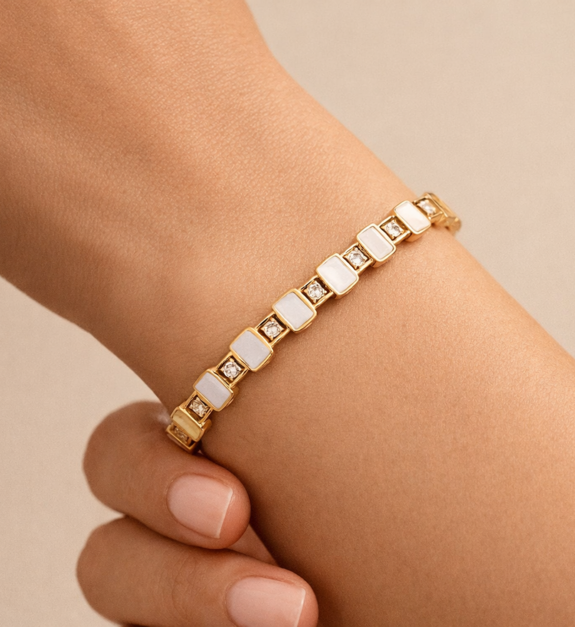 Mother-of-Pearl Link Bracelet