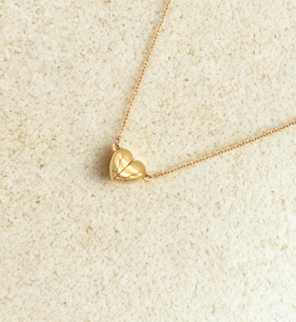 Classic Heart Magnetic Pendant