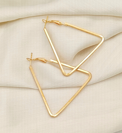 Geometric Triangle Hoops