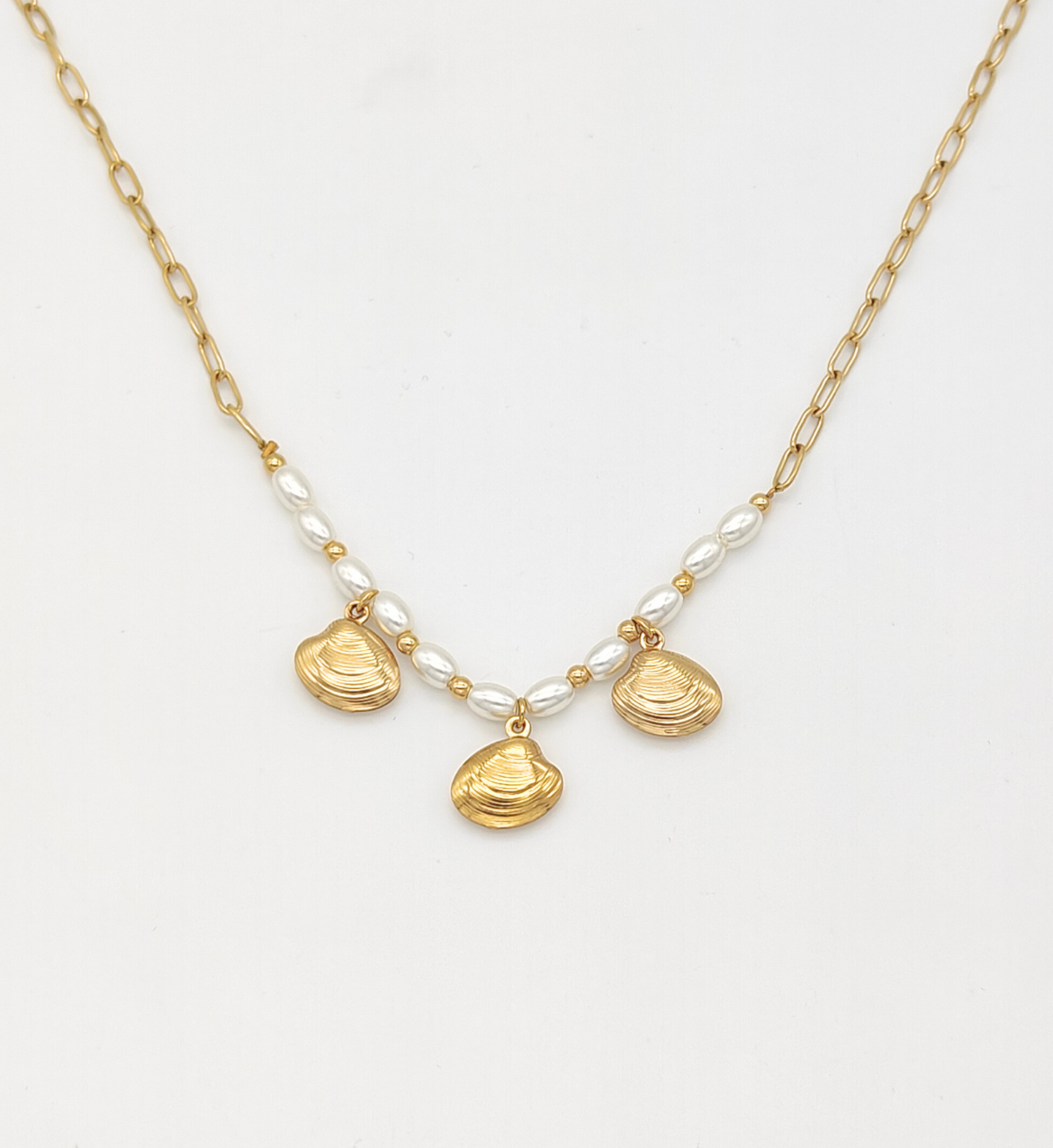 Golden Shell Pearl Necklace