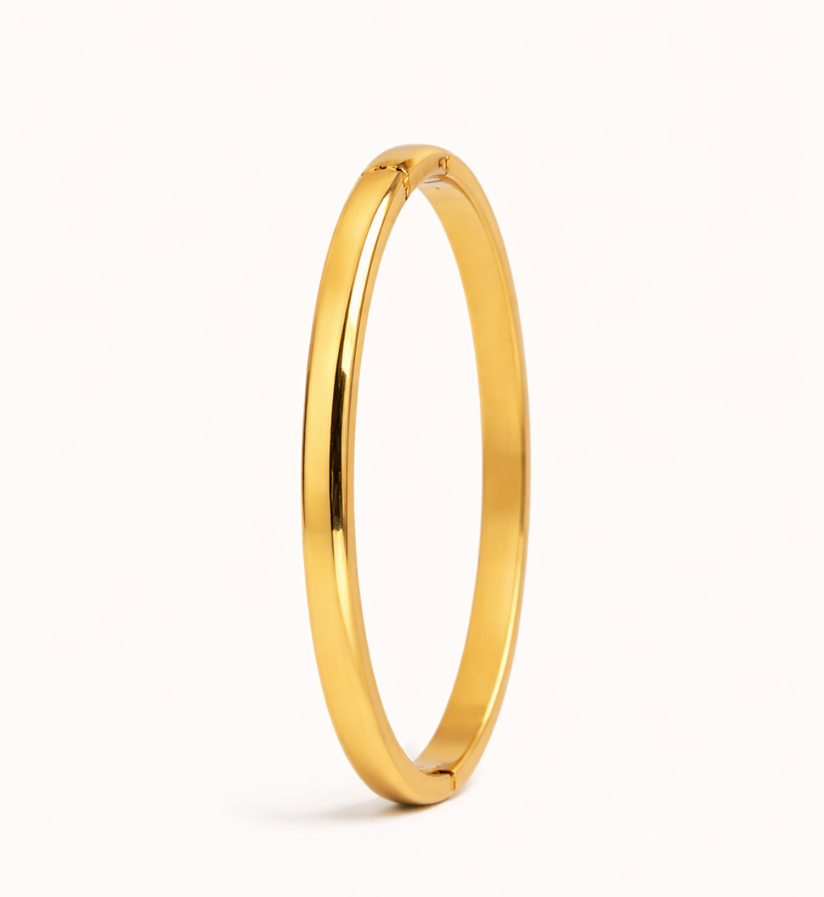 Minimal Luxe Gold Bangle