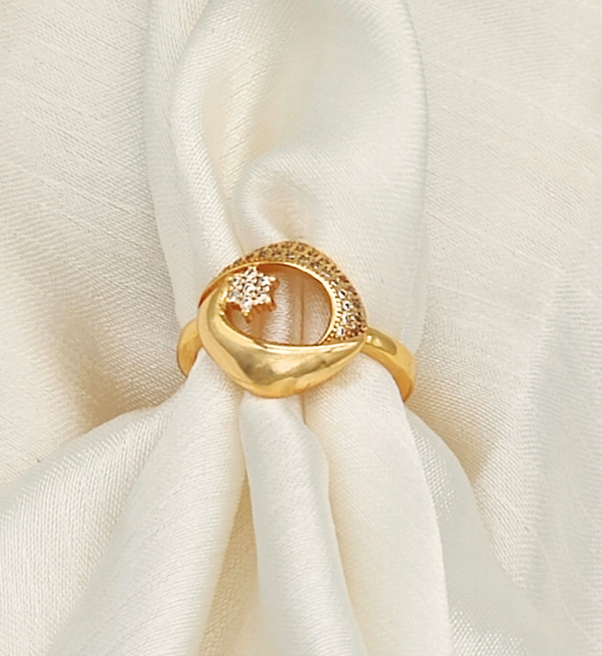 Gold Eye-Inspired Ring
