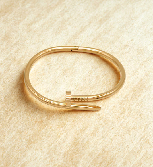 Gold Minimalist Bar Bangle