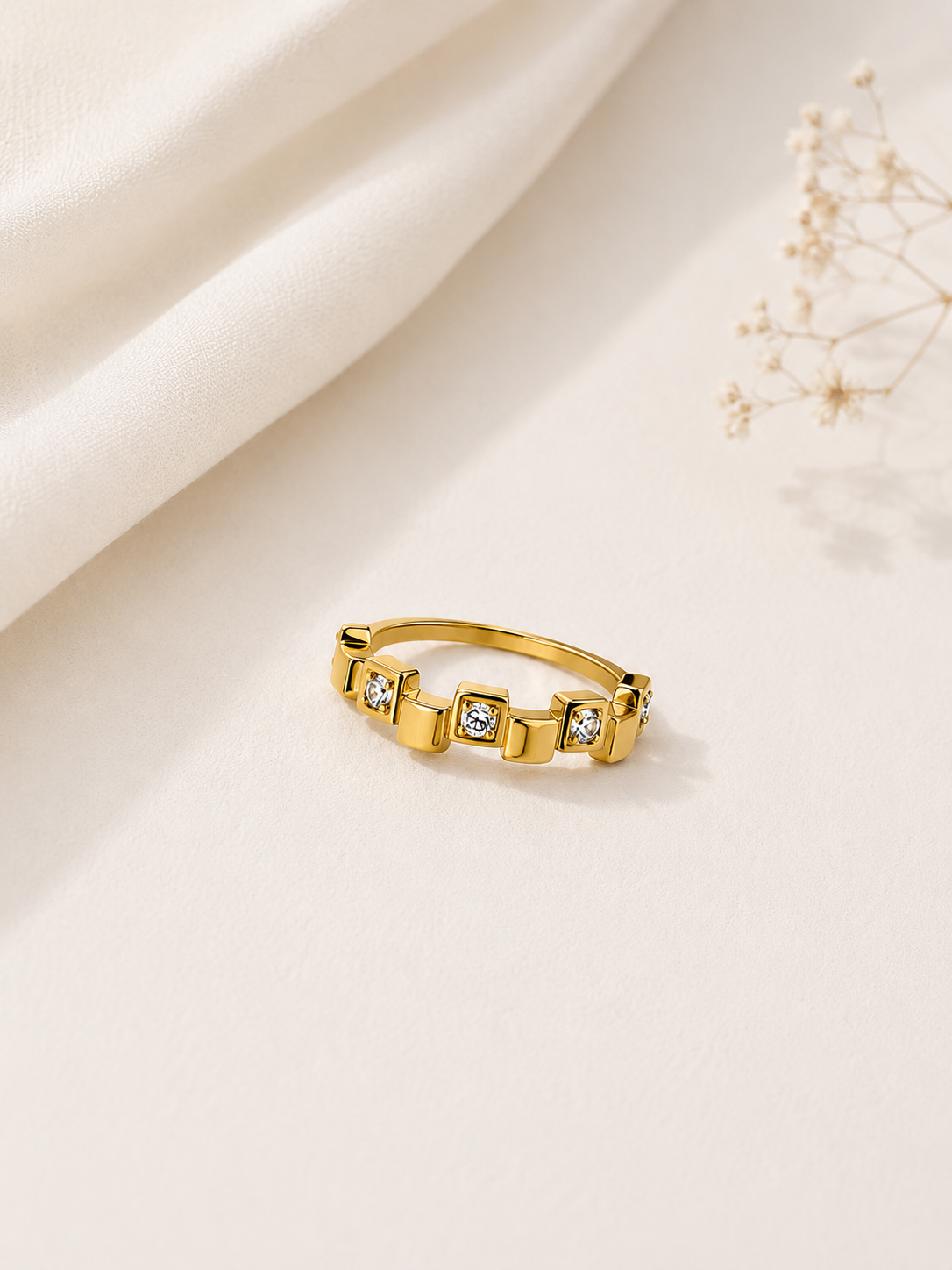 Geometric Crystal Ring