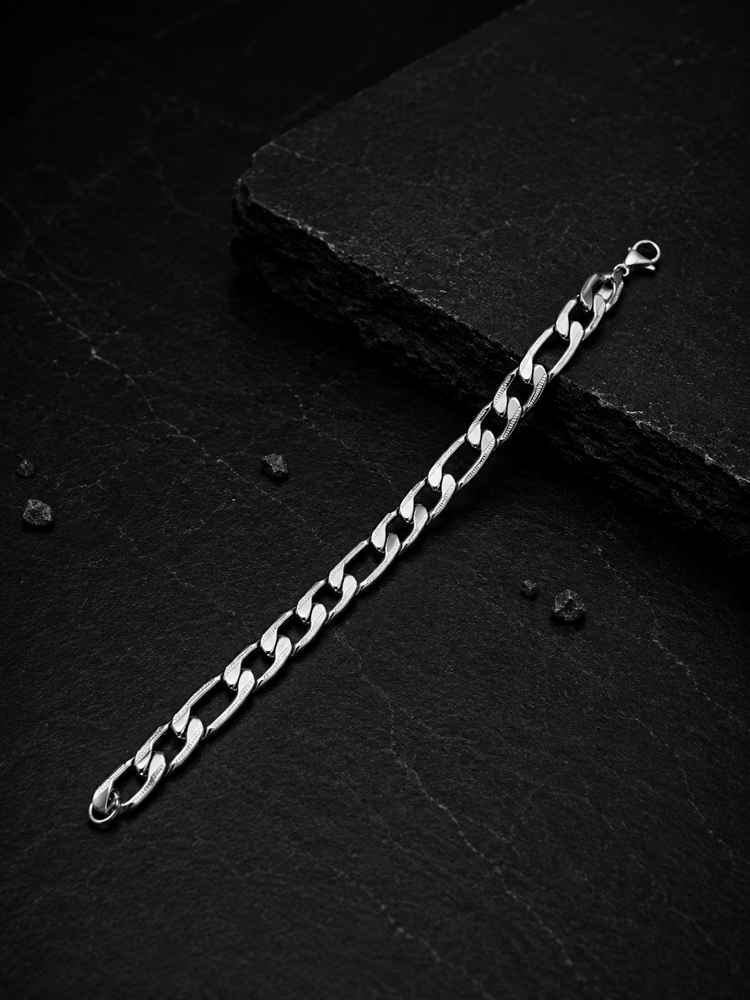 Modern Figaro Chain Bracelet