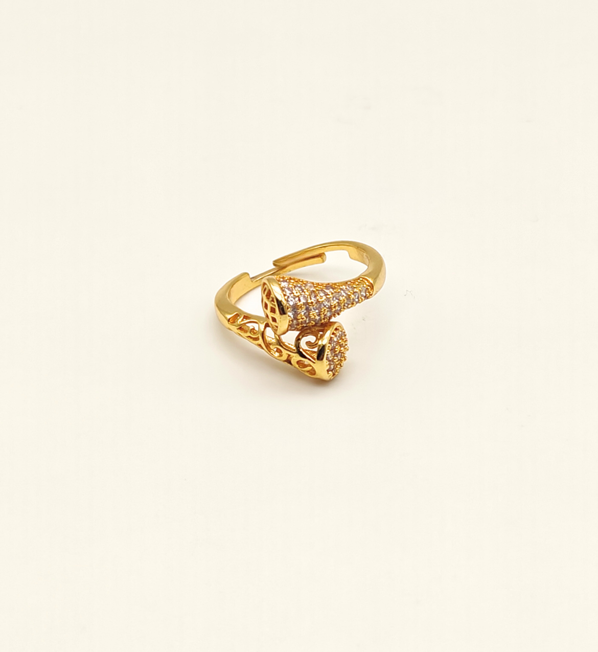 Gold Twisted Band Ring