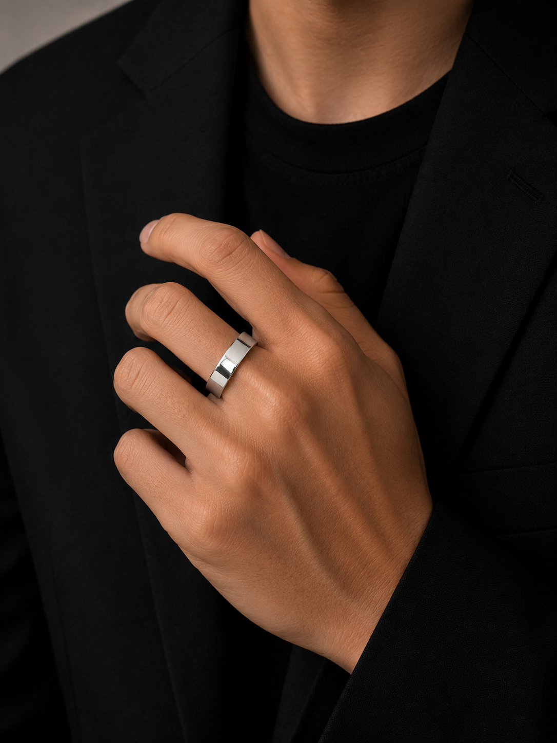 Silver Edge Contemporary Ring