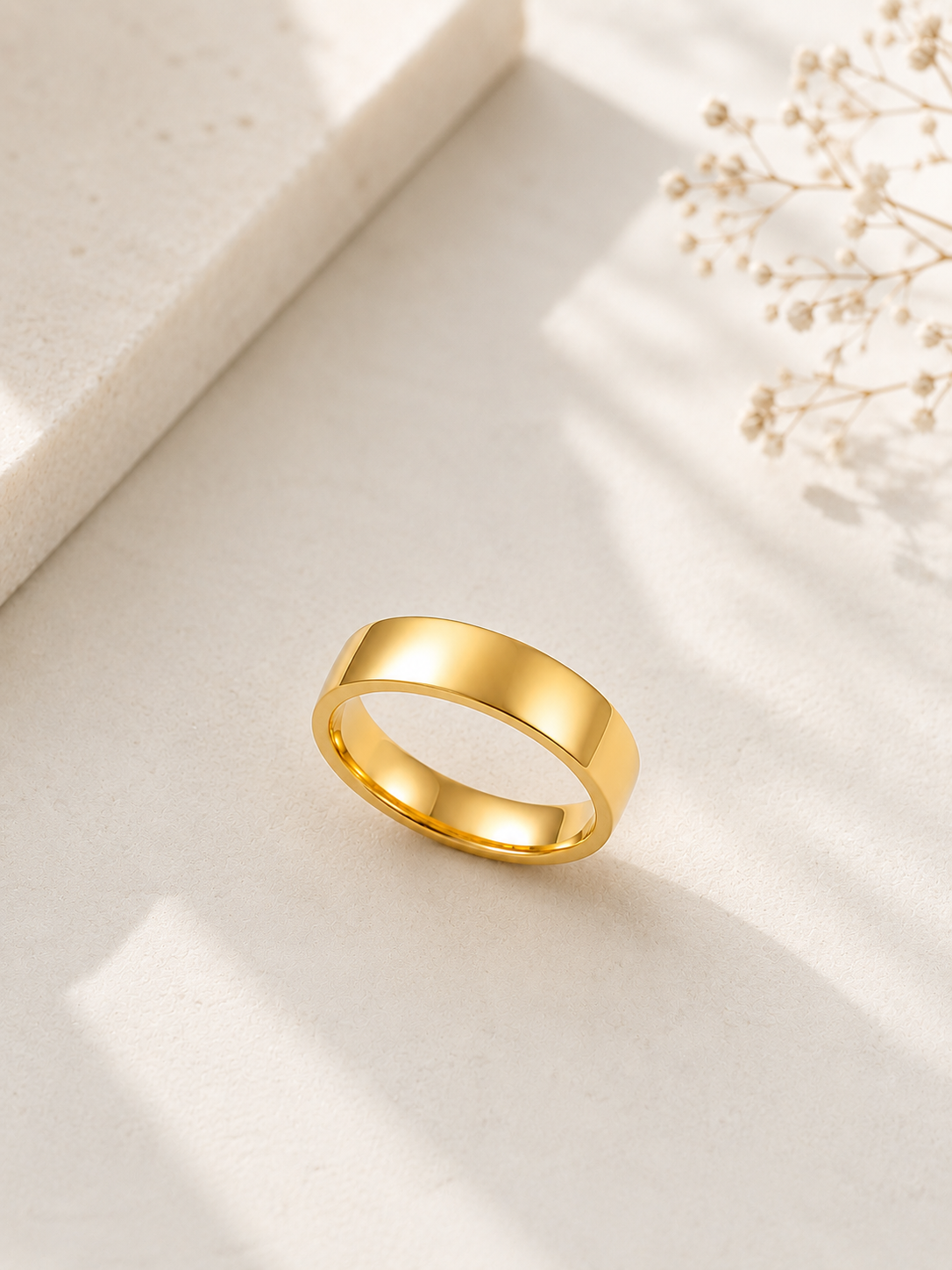 Classic Gold Band Ring