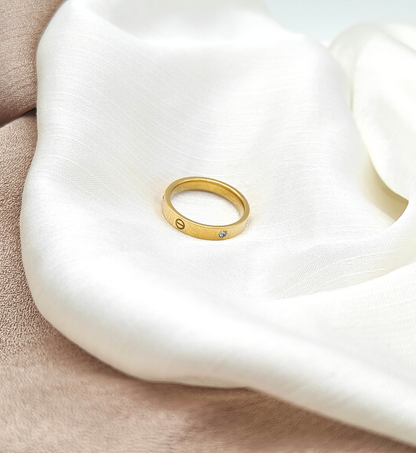 Gold Minimalist Band Ring