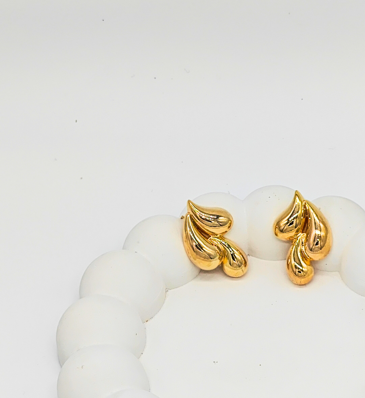 Molten Drop Studs