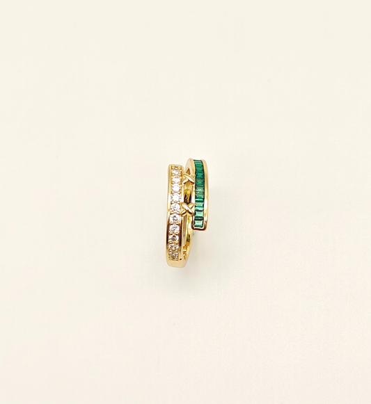 Gold Baguette and Round Stone Stackable Ring