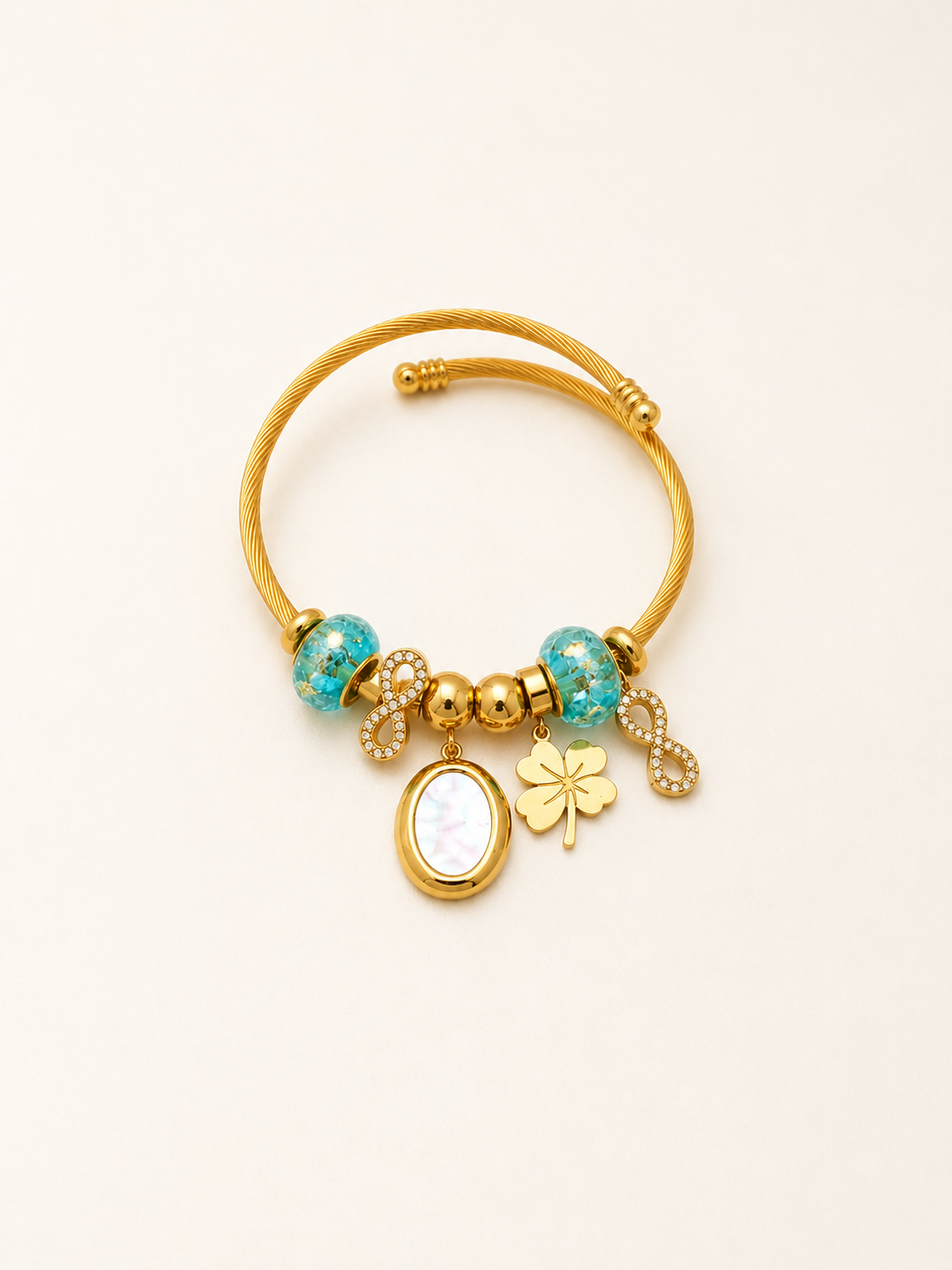 Infinity Clover Statement Bangle
