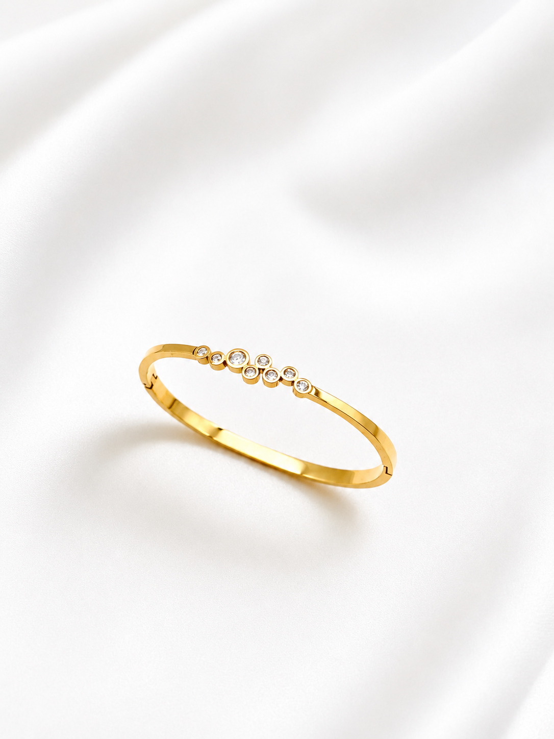 Aurora Crystal Cluster Bangle