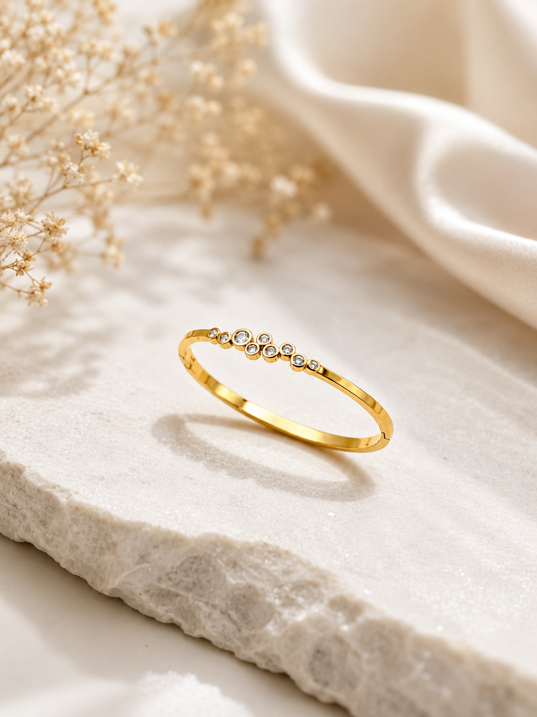 Aurora Crystal Cluster Bangle
