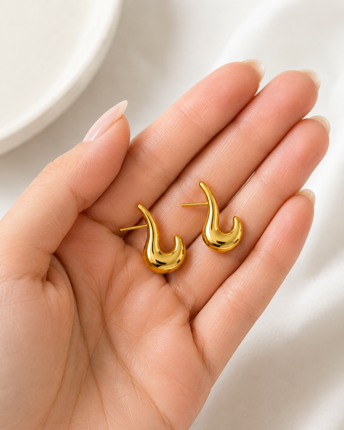 Sculpted Wave Stud Earrings