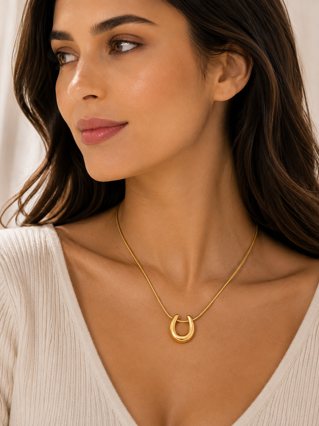 Golden Horseshoe Pendant