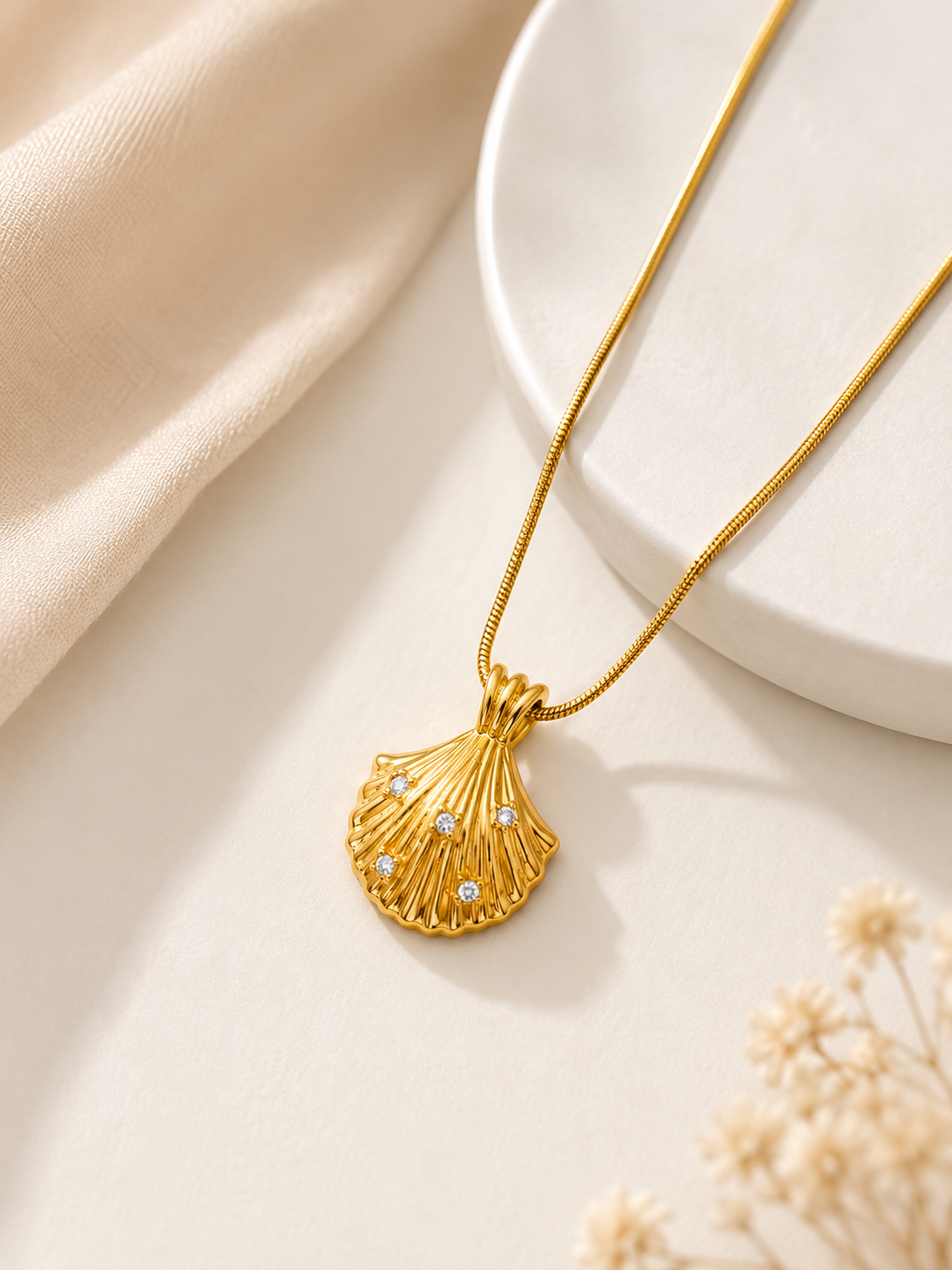 Seashell Crystal Pendant