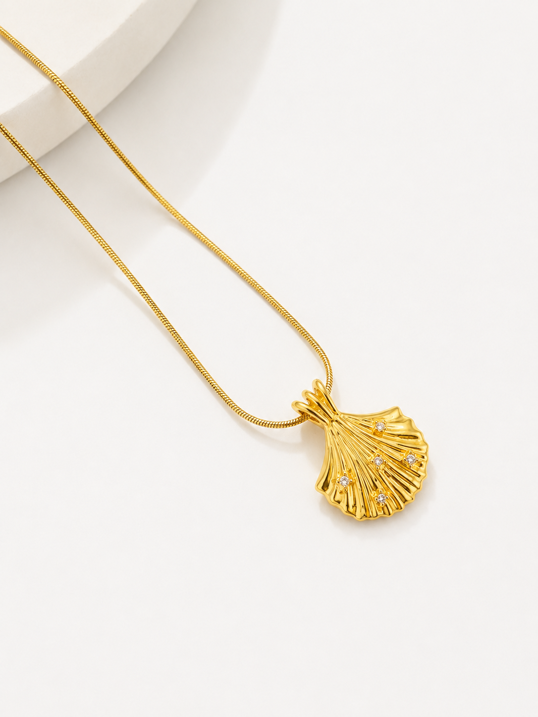 Seashell Crystal Pendant