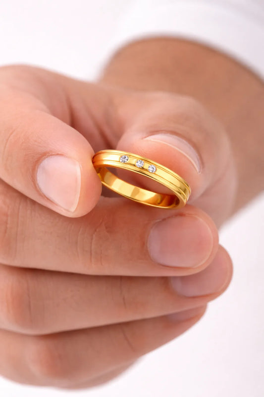 Minimal Stone Accent Men’s Ring